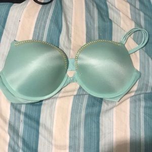 Victoria’s Secret 38D very sexy push-up mint bra